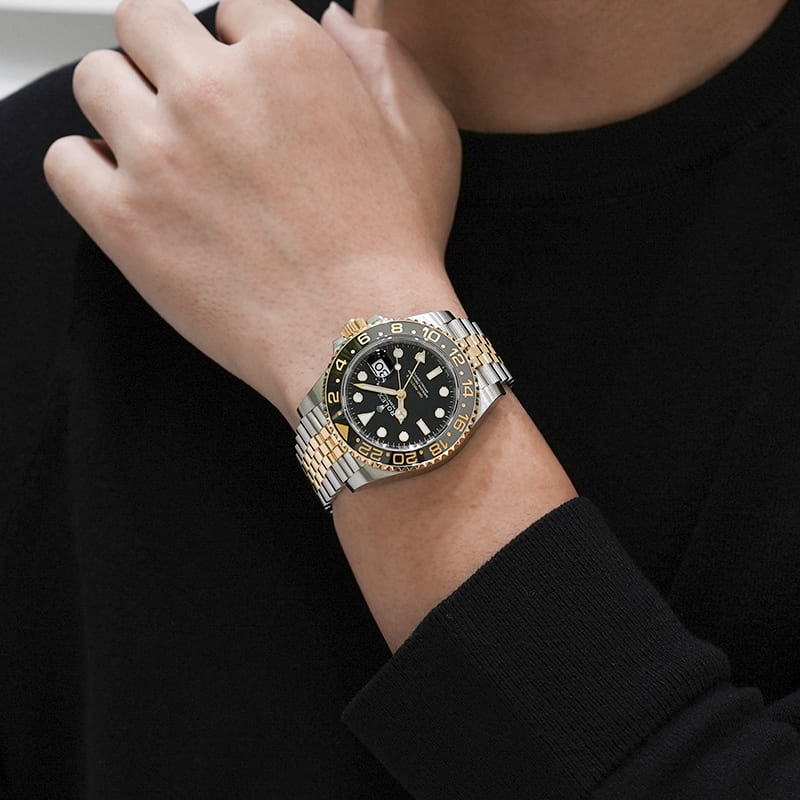 ROLEX ロレックス GMTマスター II 126713GRNR