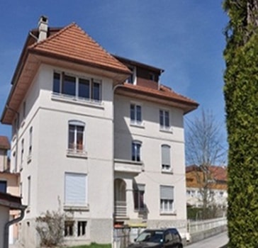 レイブングッド一族が営んでいた建物の写真