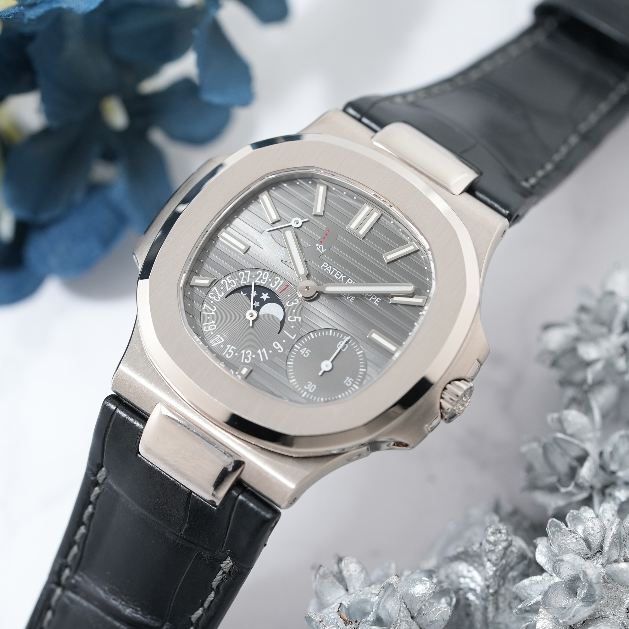 中古)PATEK PHILIPPEパテック・フィリップ ノーチラス プチコンプ