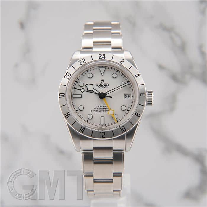 TUDOR チューダー　ブラックベイプロ　美品 新品)TUDOR チューダー ブラックベイ プロ M79470-0004 【2025年新作