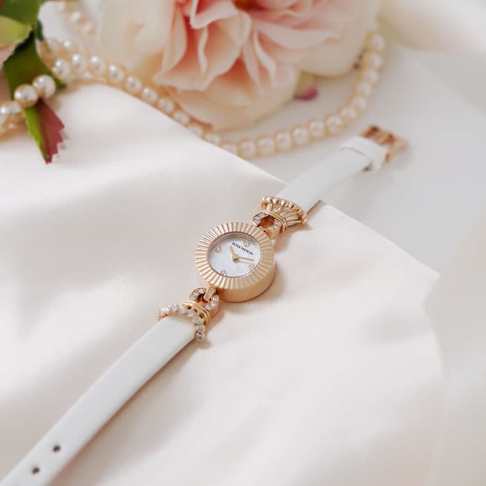 新品)BOUCHERON ブシュロン マジョリー ホワイトシェル WA012504-N