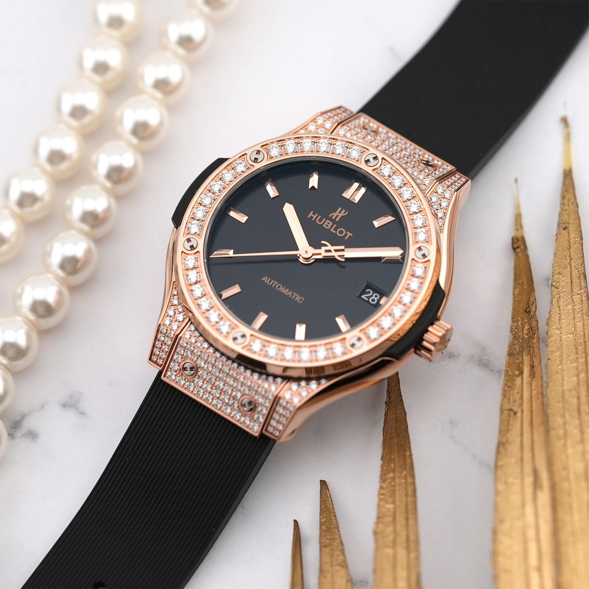 新品)HUBLOT ウブロ クラシック フュージョン キングゴールド パヴェ