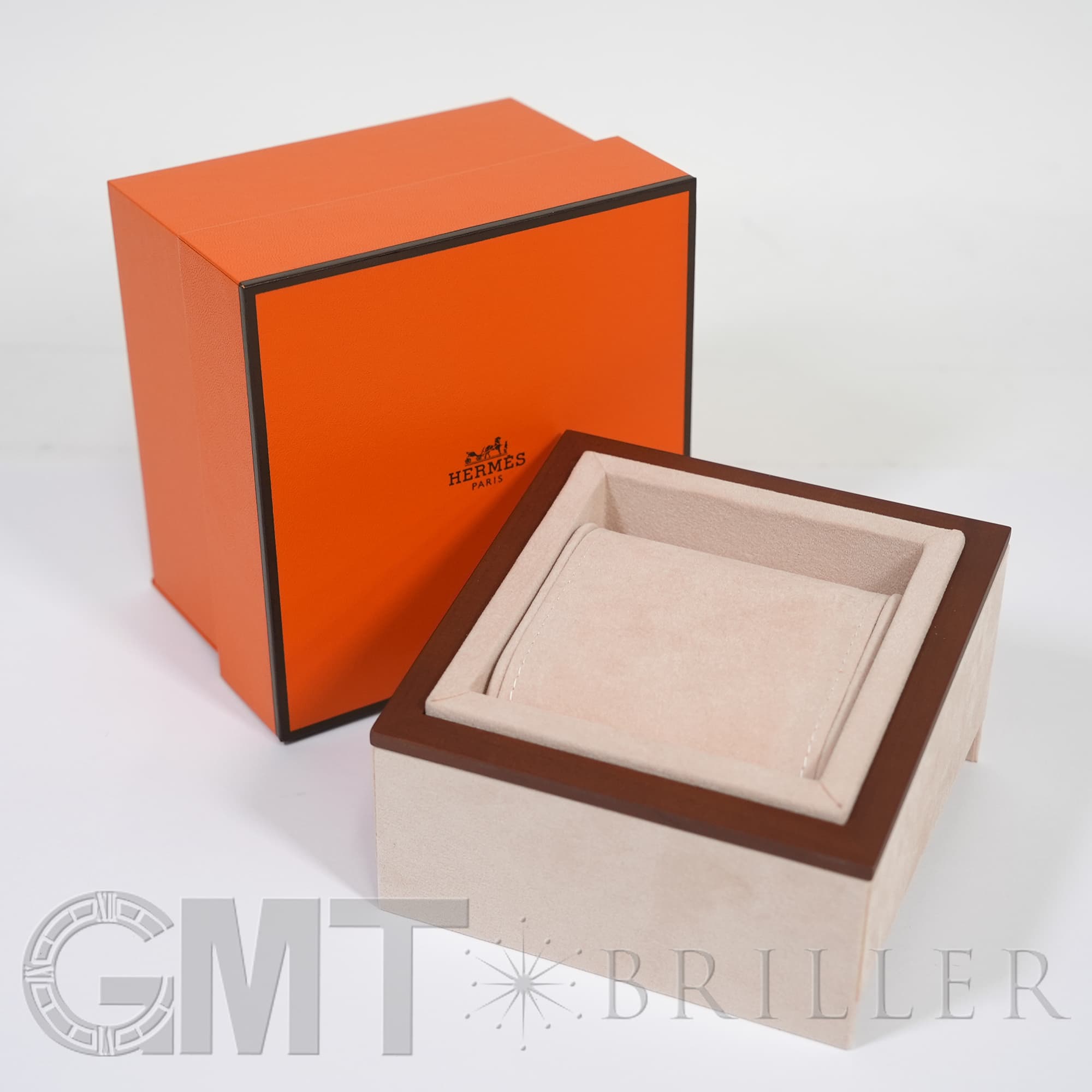 未使用)HERMES エルメス Hウォッチ HH1.210.227 ホワイト ノワール