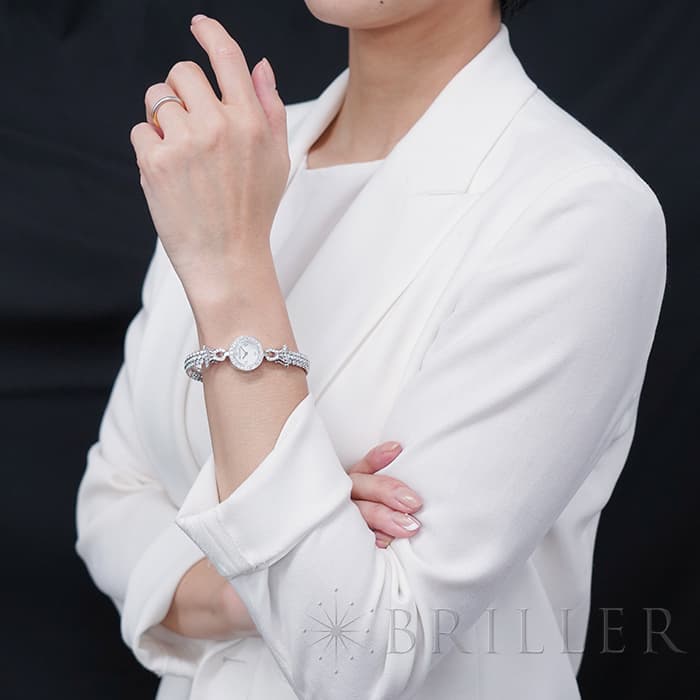 新品)BOUCHERON ブシュロン マジョリー WA012513 ホワイトシェル 4P
