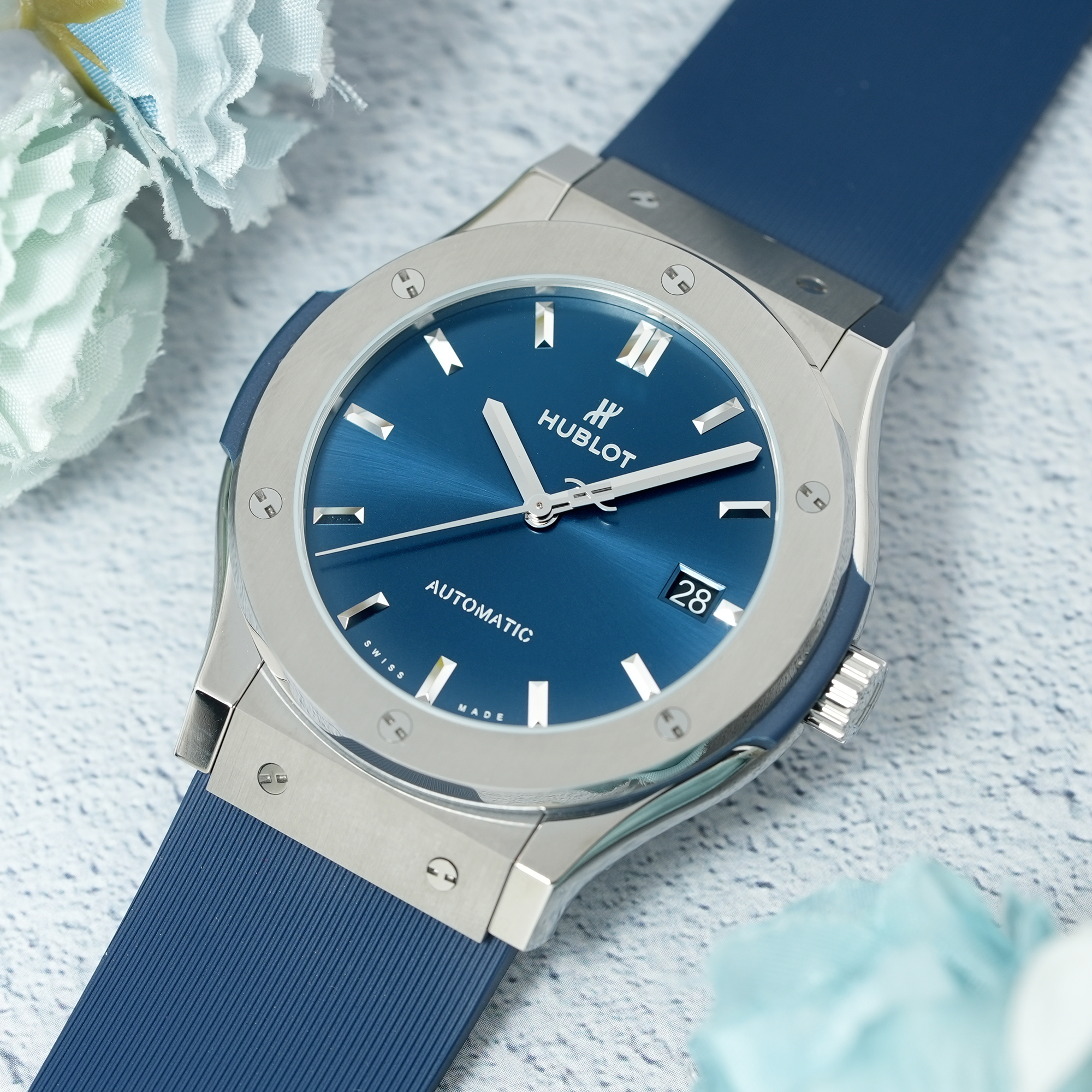 新品)HUBLOT ウブロ クラシック フュージョン チタニウム ブルー 511