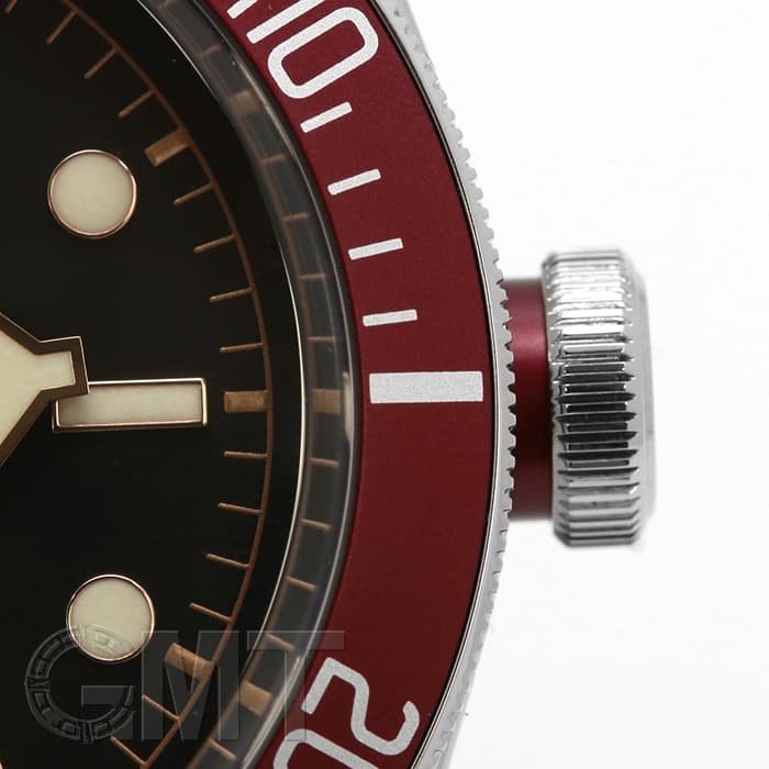 新品)TUDOR チューダー ヘリテージブラックベイ ブラック/レッドベゼル