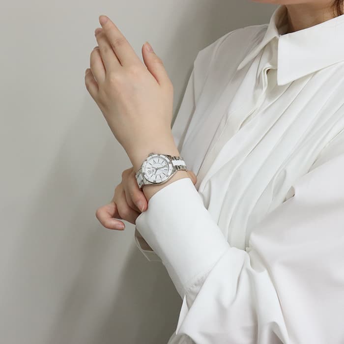 tageechita ストリングフードリンクルブルゾン‼️新品未使用！タグ付き レンタル商品【CT2115.BA0550】TAG HEUER リンク クロノグラフ