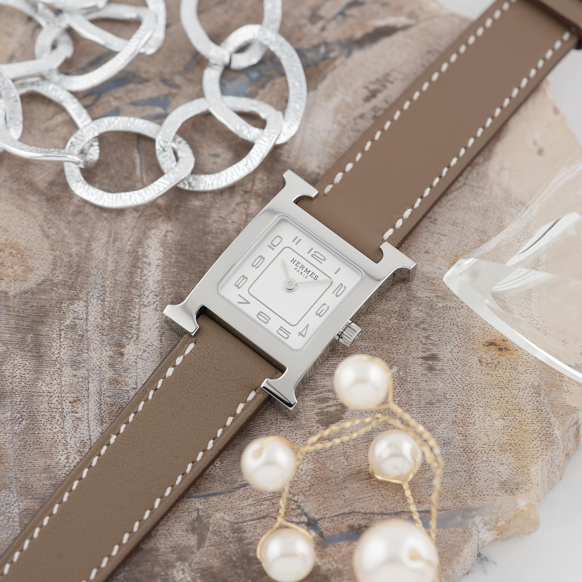 未使用)HERMES エルメス Hウォッチ PM シルバー ホワイト エトゥープ