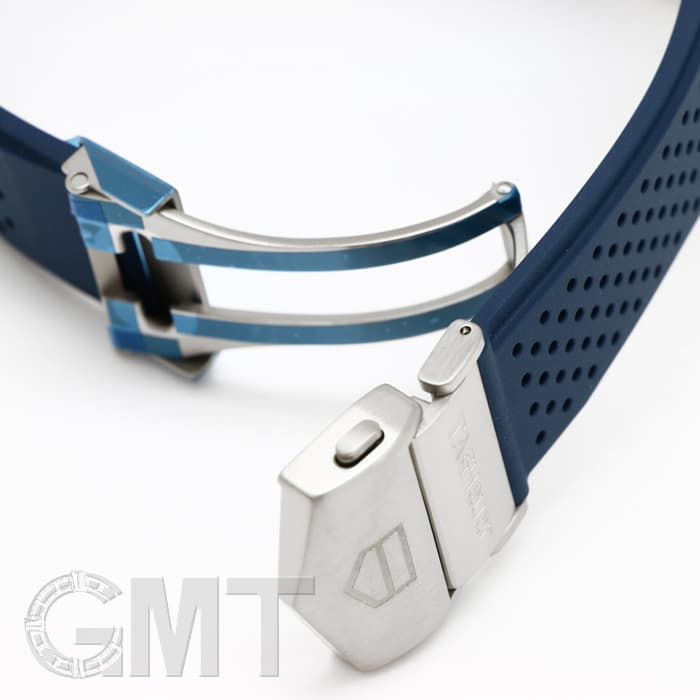 ☆値下げ中☆　タグ・ホイヤー コネクテッド モジュラー45用ラバーベルト（赤） 新品)TAG HEUER タグ・ホイヤー コネクテッド モジュラー45 TI