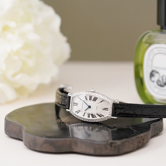 品質が完璧 中古)CARTIER カルティエ ダイヤ ホワイトゴールド SM トノー ベルト、ブレスレット