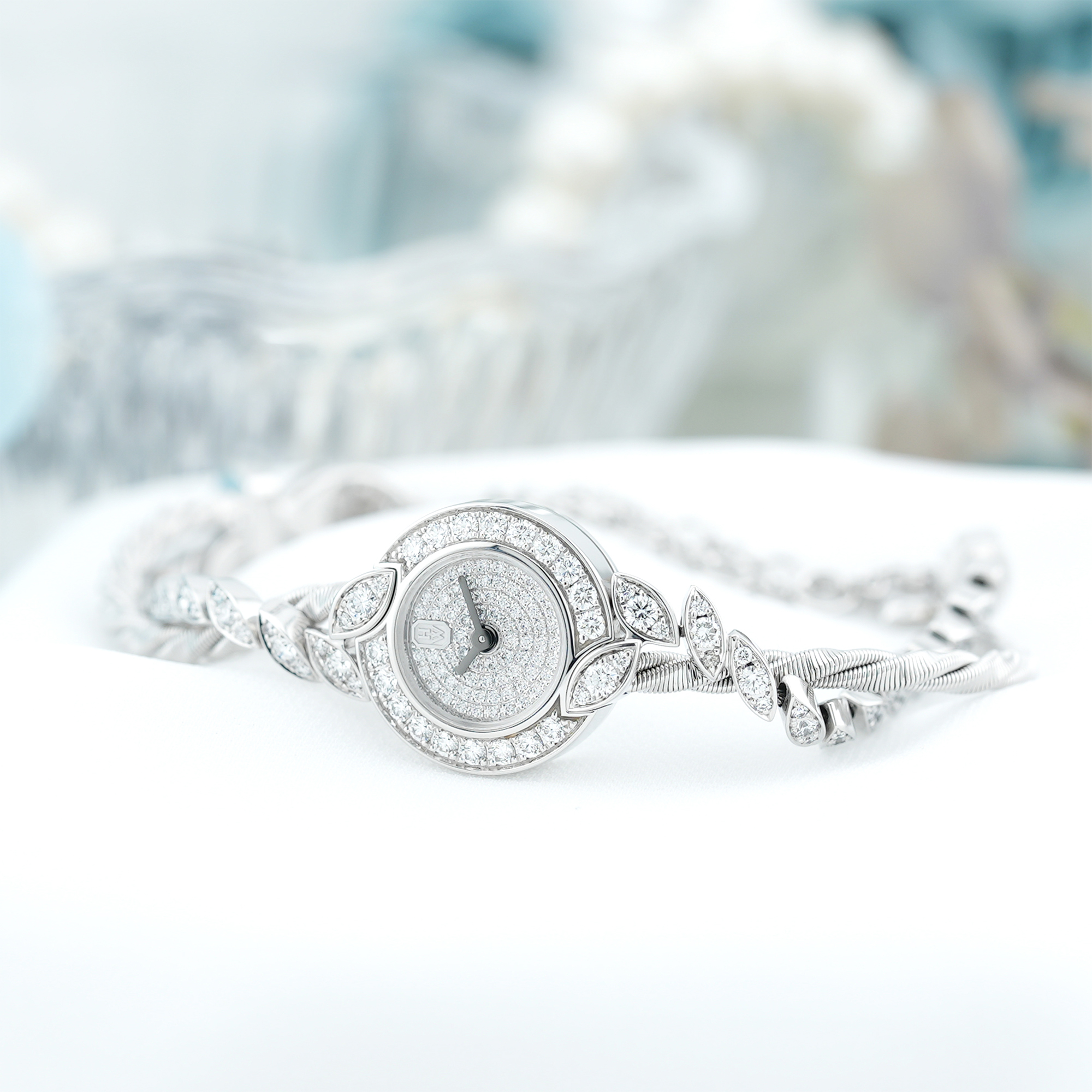 中古)HARRY WINSTON ハリー・ウィンストン HJTQHM18WW037 ミニツイスト