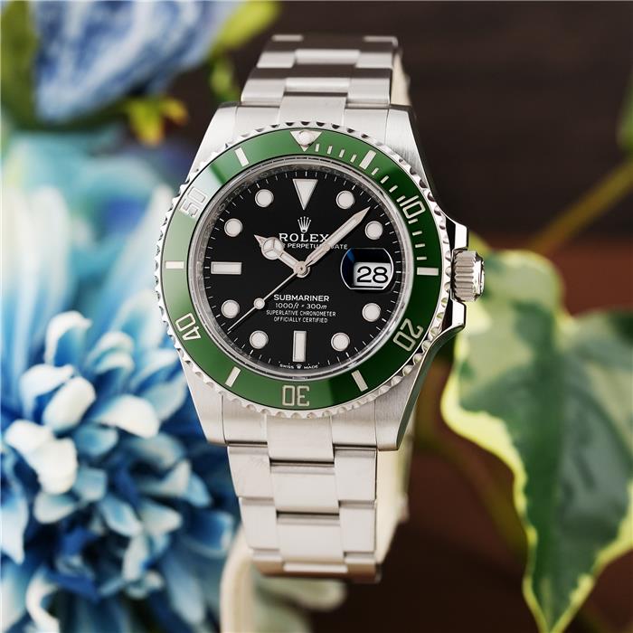 ロレックス サブマリーナー デイト  メンズ腕時計 中古)ROLEX ロレックス サブマリーナー デイト 41 126610LV（商品ID