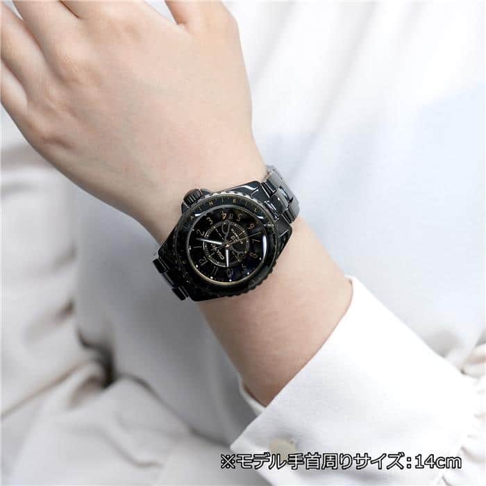 J12 クチュール 腕時計 シャネルの名作ウォッチ「J12」からクチュールの世界観を投影