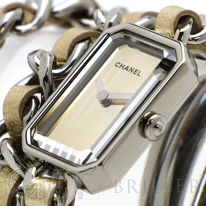 CHANEL シャネル　腕時計　プルミエール ロック 限定 ゴールド 三連ロング シャネル初の腕時計“プルミエール”で叶えるデイリー・ラグジュアリー