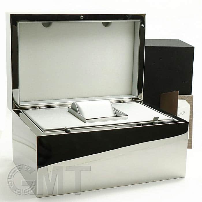 上記のカセット BVLGARI ブルガリ オクト フィニッシモ 妹島和世限定モデル 103710