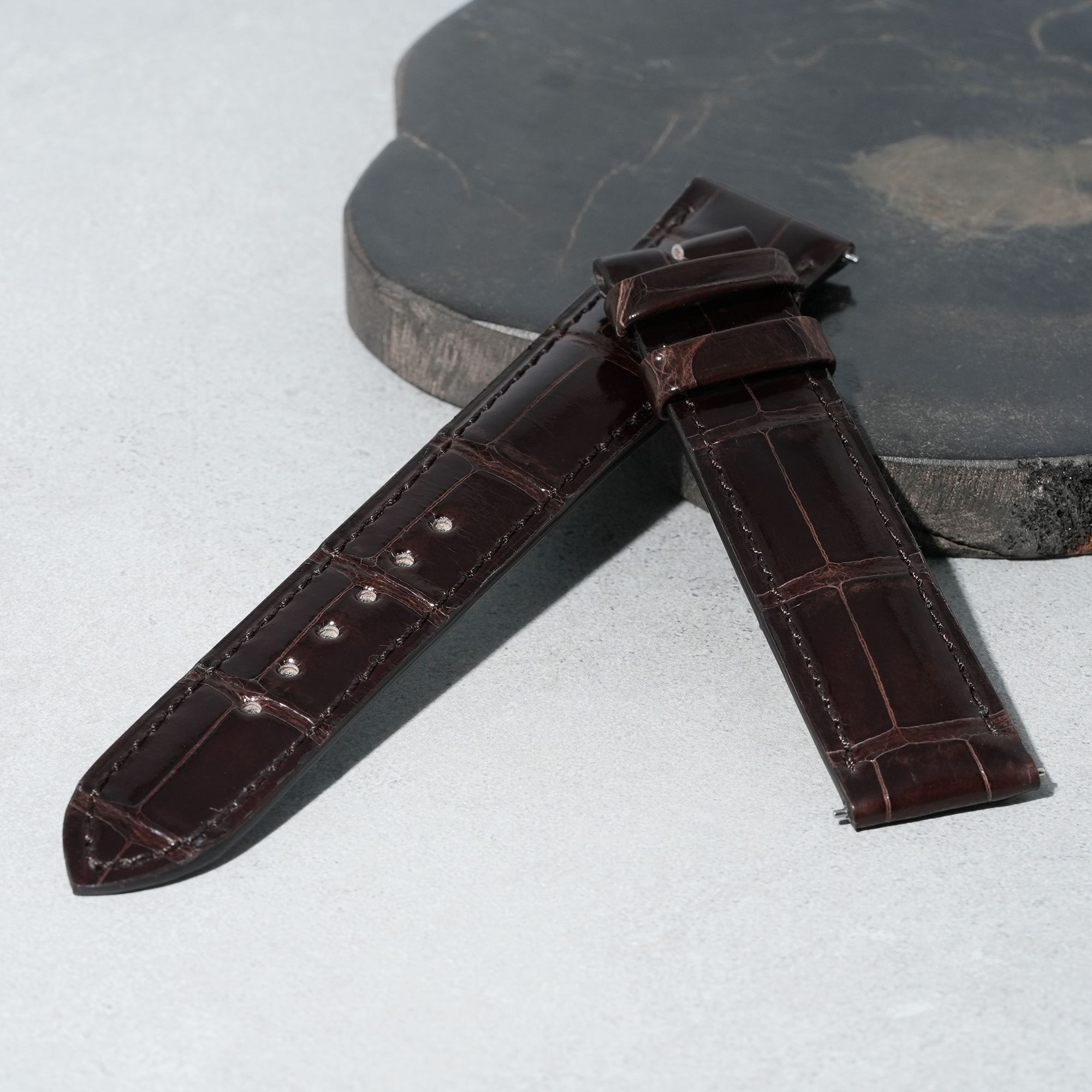 新品)CAMILLE FOURNET カミーユ・フォルネ アリゲーター シャイニー竹