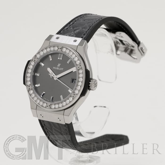 HUBLOT(ウブロ) 腕時計 クラシックフュージョン 581.NX.7071.LR レディース チタン/アリゲーター×ラバーベルト ダークグレー ウブロ クラシック・フュージョン 581.NX.7071.LR.1104 | 時計