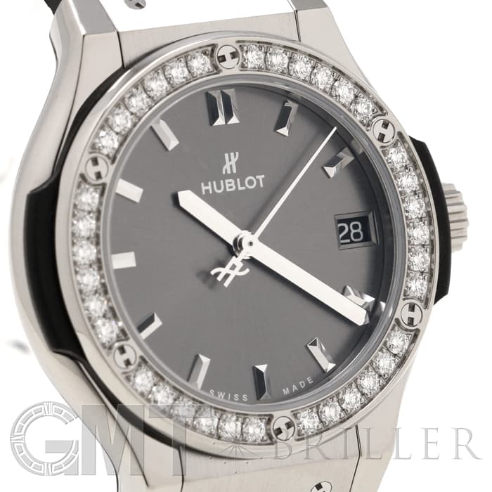 HUBLOT(ウブロ) 腕時計 クラシックフュージョン 581.NX.7071.LR レディース チタン/アリゲーター×ラバーベルト ダークグレー クラシック・フュージョン チタニウム レーシンググレー｜ウブロ