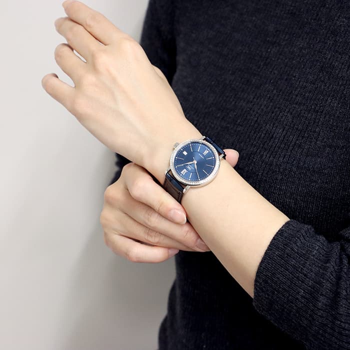 インターナショナルウォッチカンパニー IWC ポートフィノ オートマティック 37 ダイヤベゼル Portofino Midsize Automatic IW458111 保証書 SS/革 ユニセックス時計 ブルー 仕上げ済 美品 【中古】 新品)IWC インターナショナルウォッチカンパニー ポートフィノ