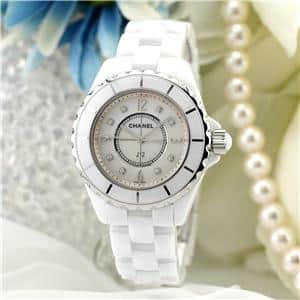 専用！！　CHANEL J12H ホワイトシェル腕時計　美品 中古)CHANEL シャネル J12 クォーツ 33mm H2422 ホワイトシェル