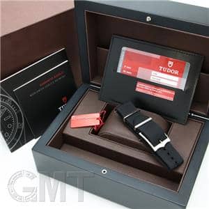 TUDOR チューダー ヘリテージブラックベイ 79220R ブラック/レッド メイン