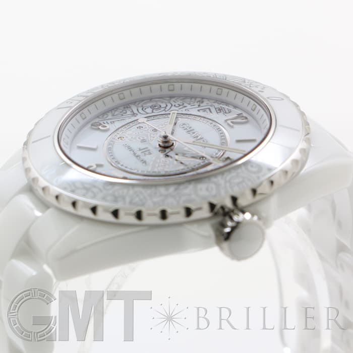 新品)CHANEL シャネル J12 20 38mm ホワイト 12Pダイヤ H6476【世界