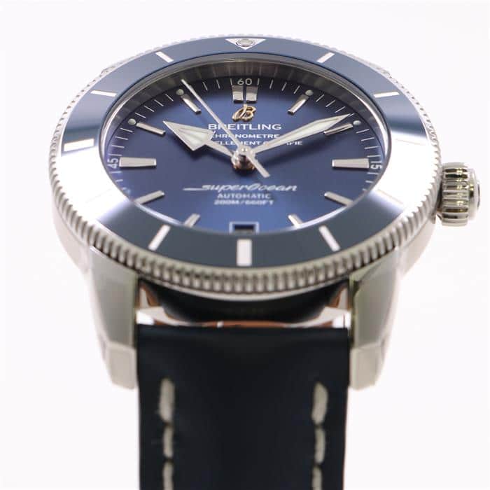新品)BREITLING ブライトリング スーパーオーシャンヘリテージ II 42 新品)BREITLING ブライトリング スーパーオーシャンヘリテージ II 42