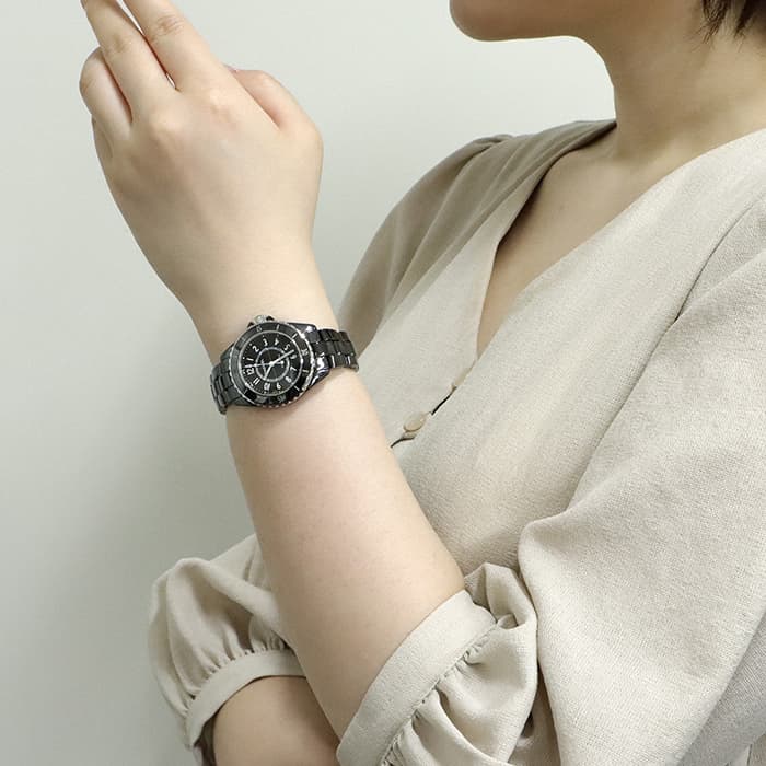 新品)CHANEL シャネル J12 H5696 ブラックセラミック 33mm（商品ID