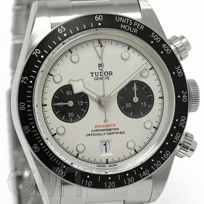 チューダーオマージュ ブラックベイクロノ モデル 白文字盤 クォーツ 未使用品 単なる復刻版にあらず、チューダー「ブラックベイ クロノ」をレビュー