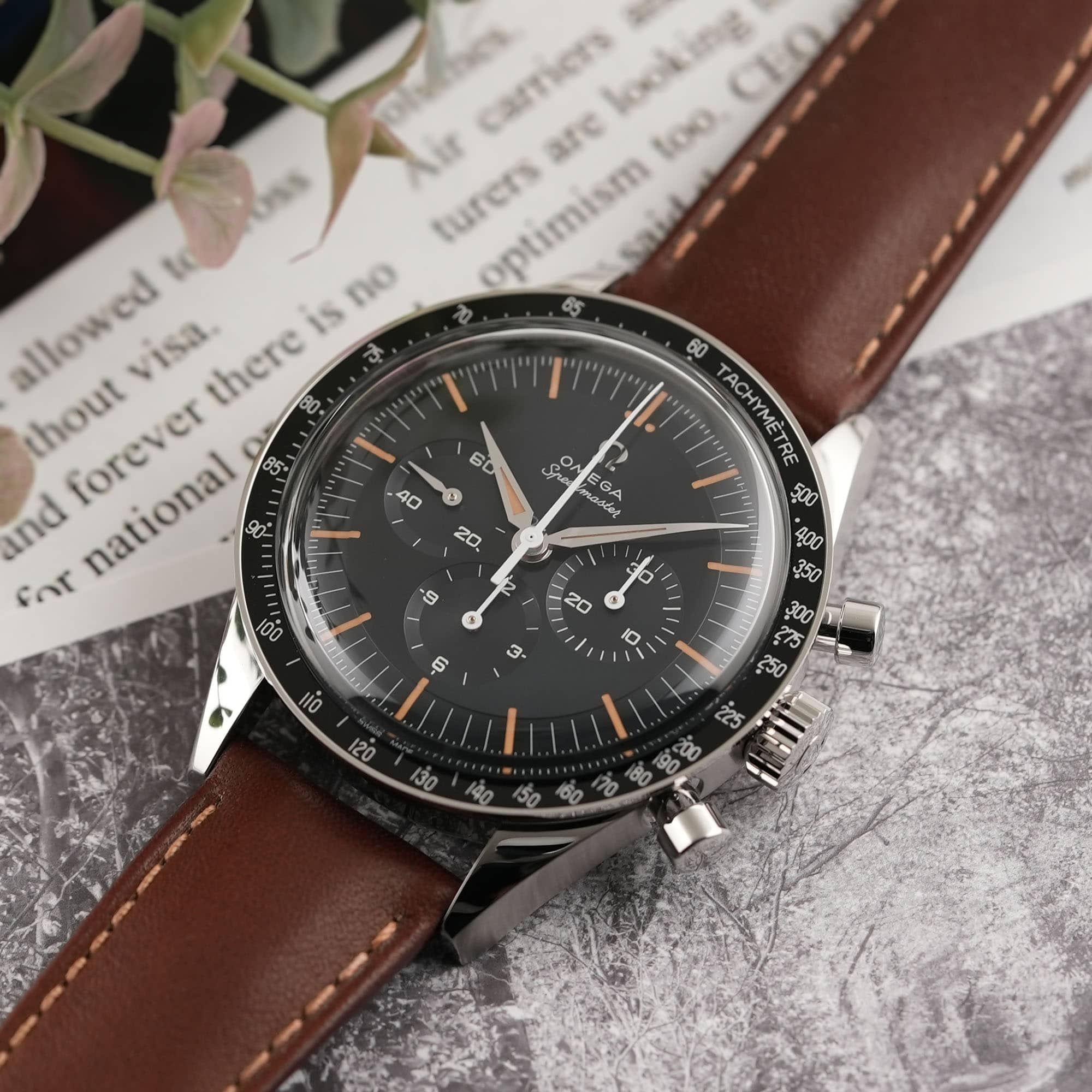 新品)OMEGA オメガ スピードマスター ファースト オメガ イン スペース 