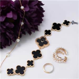 Van Cleef & Arpels ヴァン クリーフ&アーペル アルハンブラ ウォッチ VCAR040R00 メイン