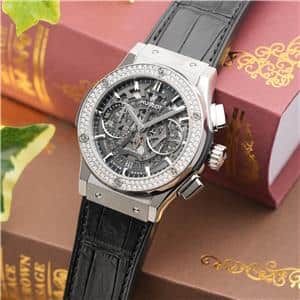 HUBLOT ウブロ クラシック フュージョン アエロフュージョン クロノグラフ チタニウム ダイヤモンド 525.NX.0170.LR.1104 メイン