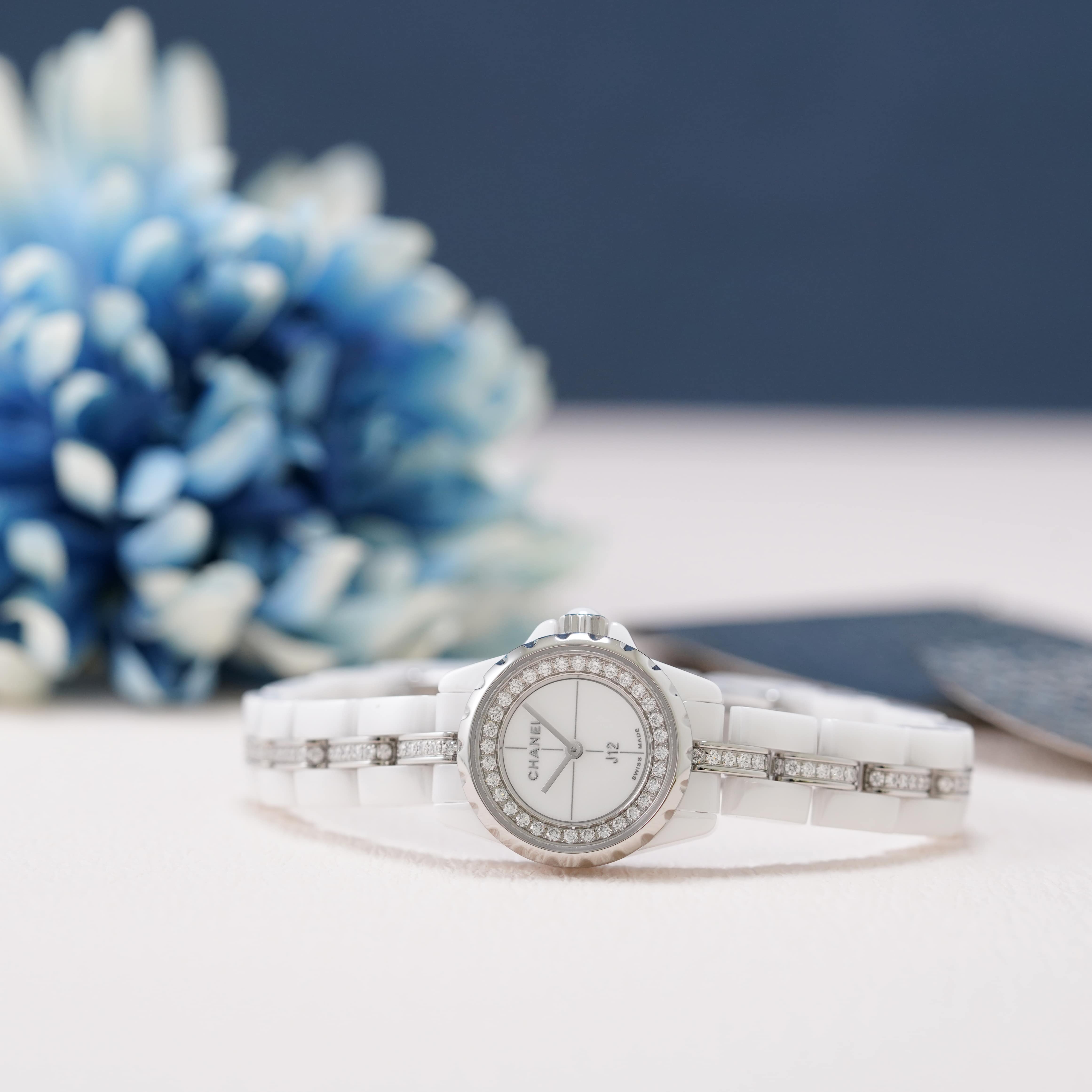 新品)CHANEL シャネル J12 XS ホワイト ブレスダイヤ H5238（商品ID