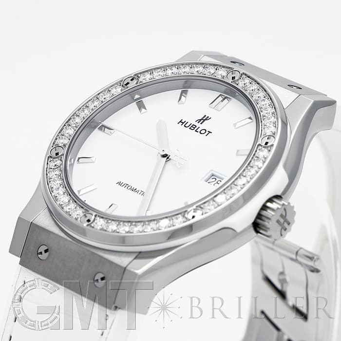 新品)HUBLOT ウブロ クラシック チタニウム ホワイトダイヤモンド 542