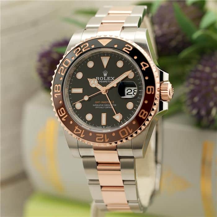 軍神テュール高額で買います！ ロレックス GMTマスター Ⅱ 126729VTNR 買取実績紹介｜グリーン