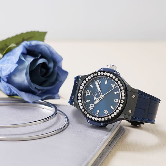 ウブロ　ビッグバン 361.CM.7170.LR.1204 クォーツ ダイヤ時計 ビッグバン ウブロ HUBLOT セラミック ブルー ダイヤモンド 361.CM