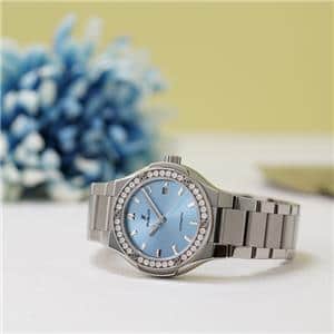 HUBLOT ウブロ クラシック フュージョンチタニウム ブレスレット ライトブルー 33mm 585.NX.891L.NX.1204 メイン